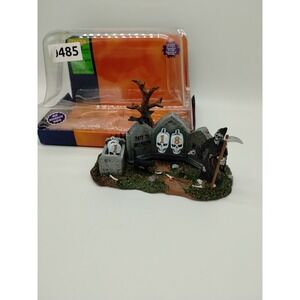 NEW 2014 LEMAX Signature Graveyard Days til Halloween Village Table Top Decor